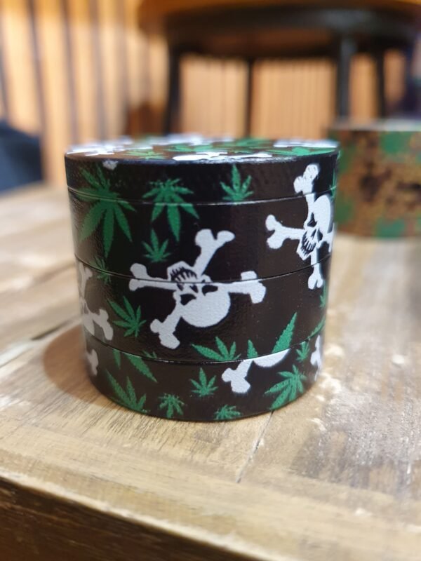 WhatsApp Image 2025-06-19 at 14.16.44_b8f61acd Bon-Go Skull & Cannabis Grinder - 1.5" 4-Part