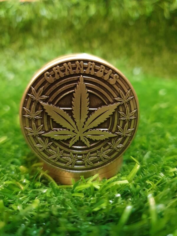 WhatsApp Image 2025-06-19 at 14.16.54_66160680 Spice 1.6 Inch 4 Part Top and Side Engraved Metal Grinder